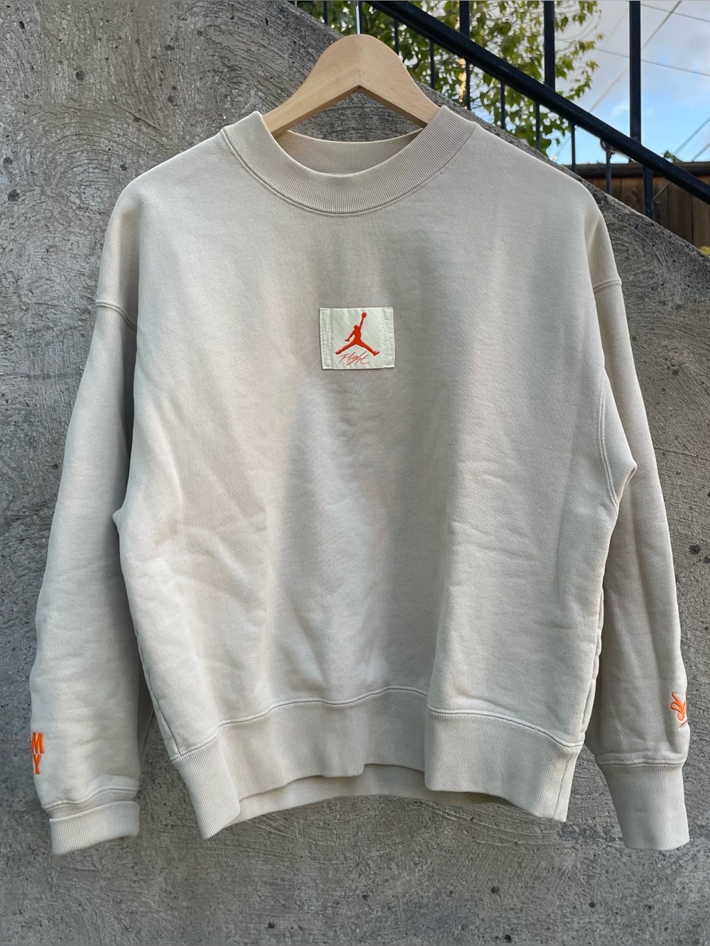 Air Jordan X ShelfLife beige South Africa heavyweight crewneck women’s XS (21x24